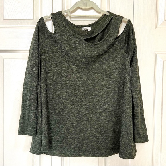 143 Story Cold Shoulder Cutout Swingy Knit Top - Picture 2 of 13